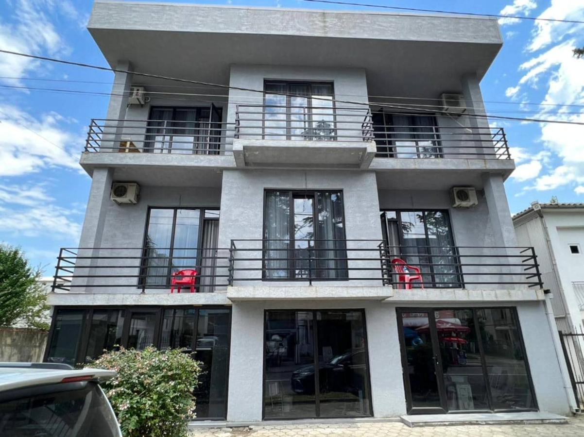 Nikola Guest house